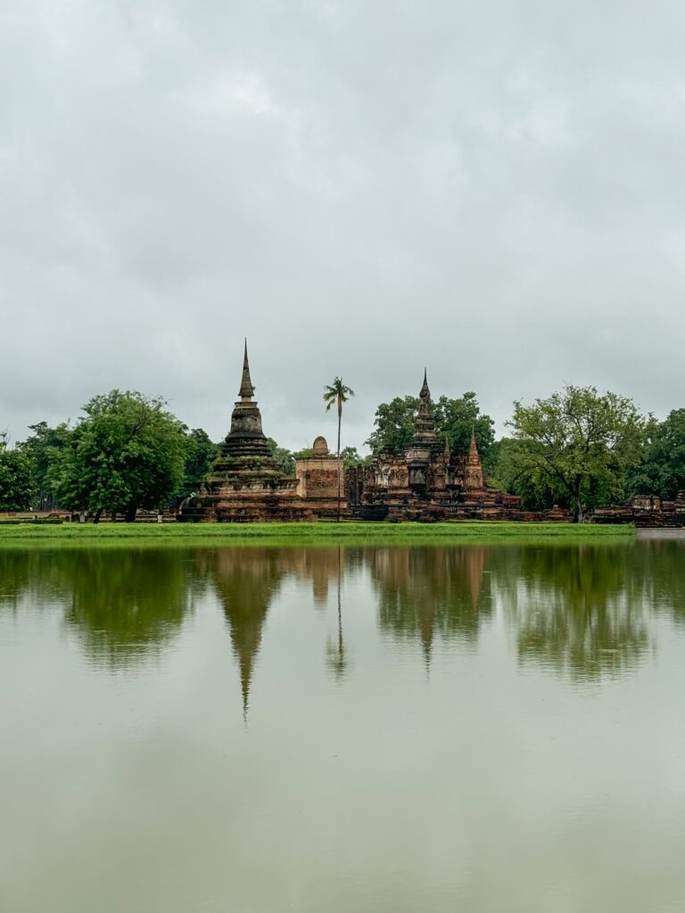 Zona centrale del Parco Storico di Sukhothai - Wat Sa Si